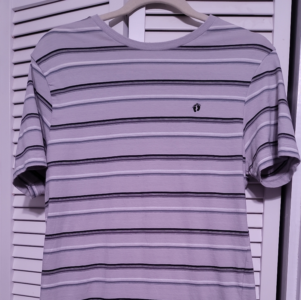 Men's Small, Hang Ten T-shirt: Gray with Horizontal Stripes